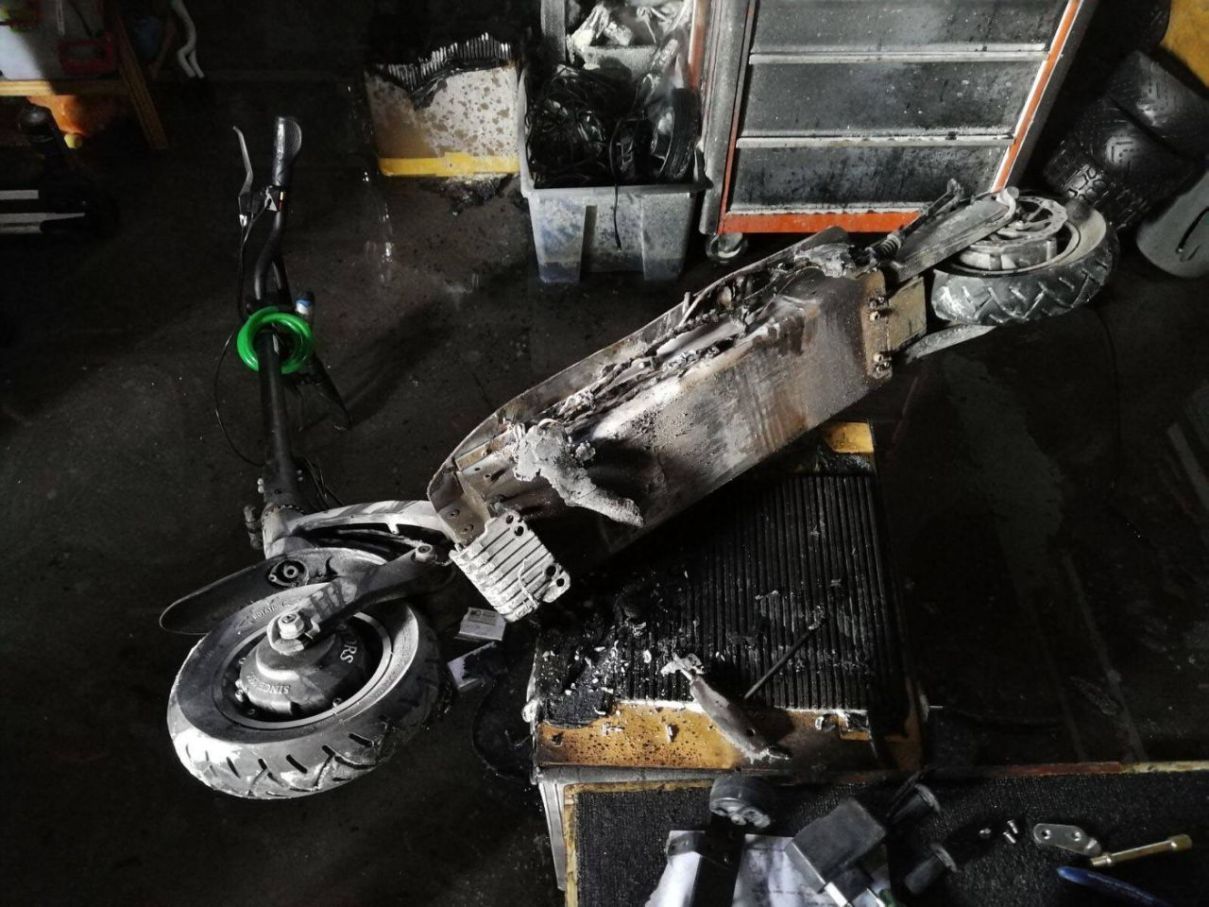 What We Learnt from Surviving An E-Scooter Explosion - Scootology - Malaysia's Best Electric Scooter 