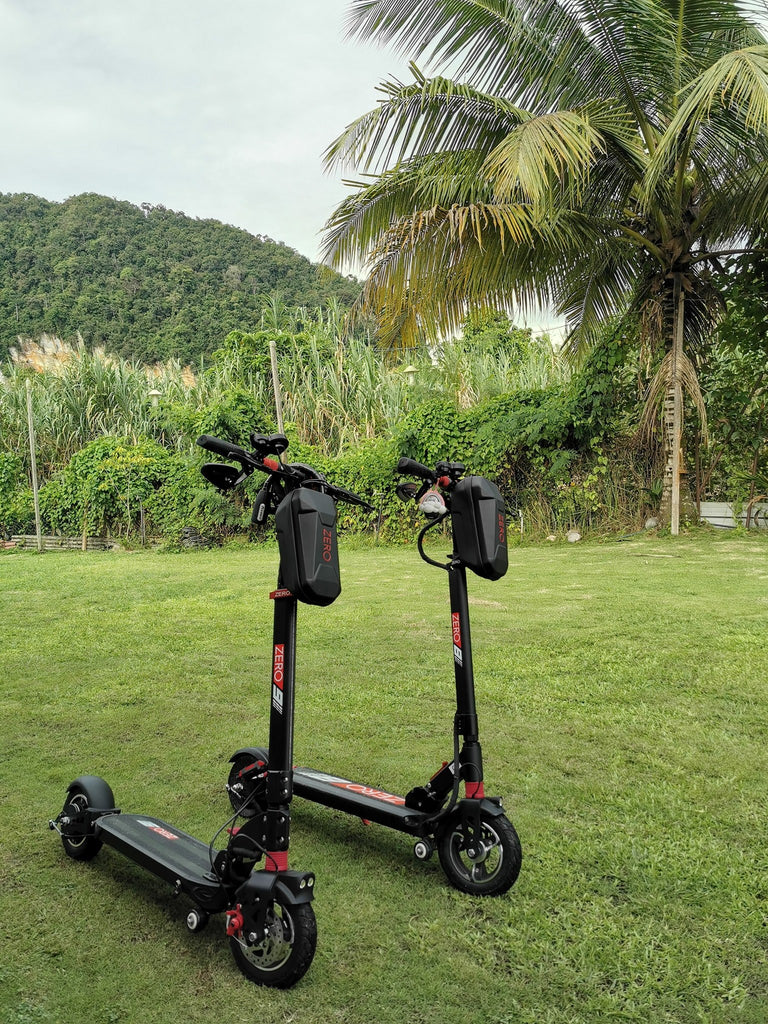 ZERO 9 48v version escooter outdoor with large pouch view