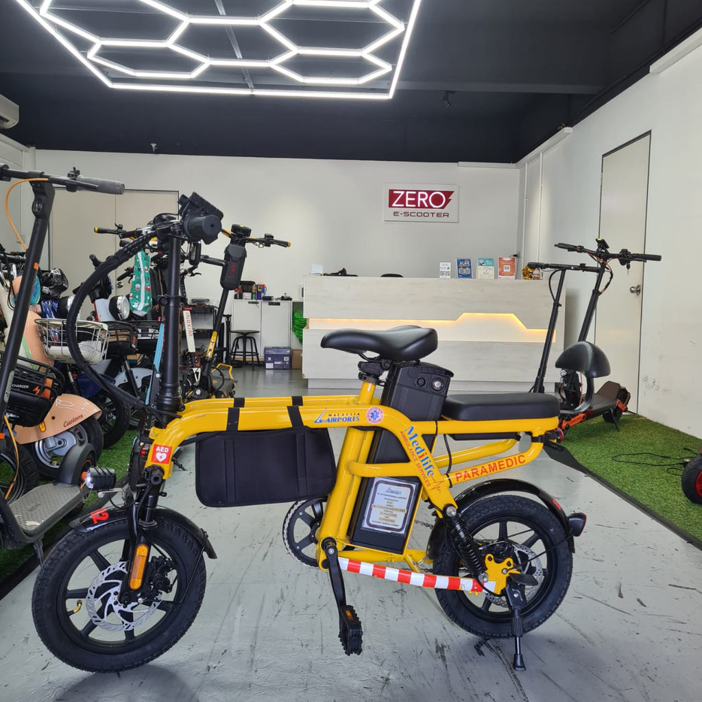 JiMove M2 Pro family electric bicycle side profile showing 3-seater parent-child setup
