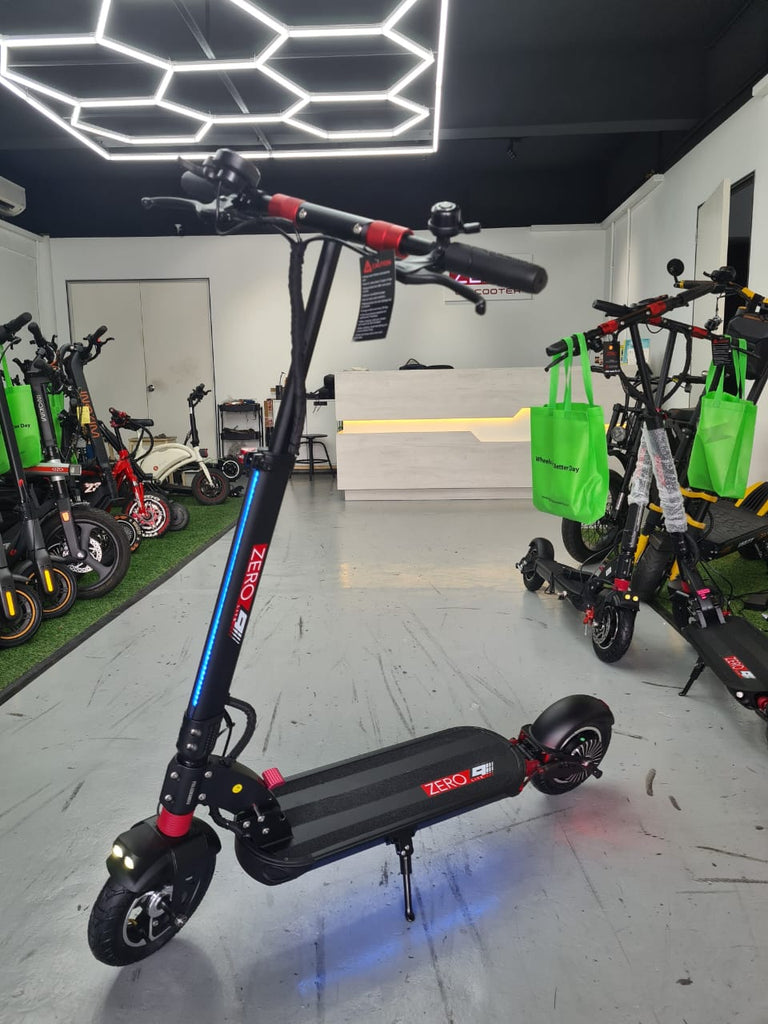 Black ZERO 9 lite electric scooter side view