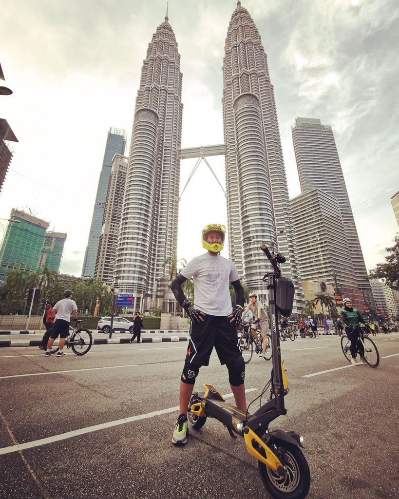 Vsett10+ Electric Scooter Malaysia